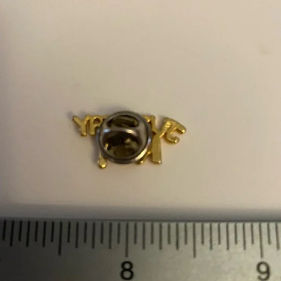 Just Say No lapel pin - Picture 4 of 4